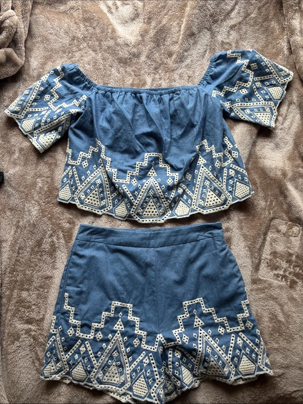 Women’s Blue Embroidered Two-Piece Short Set